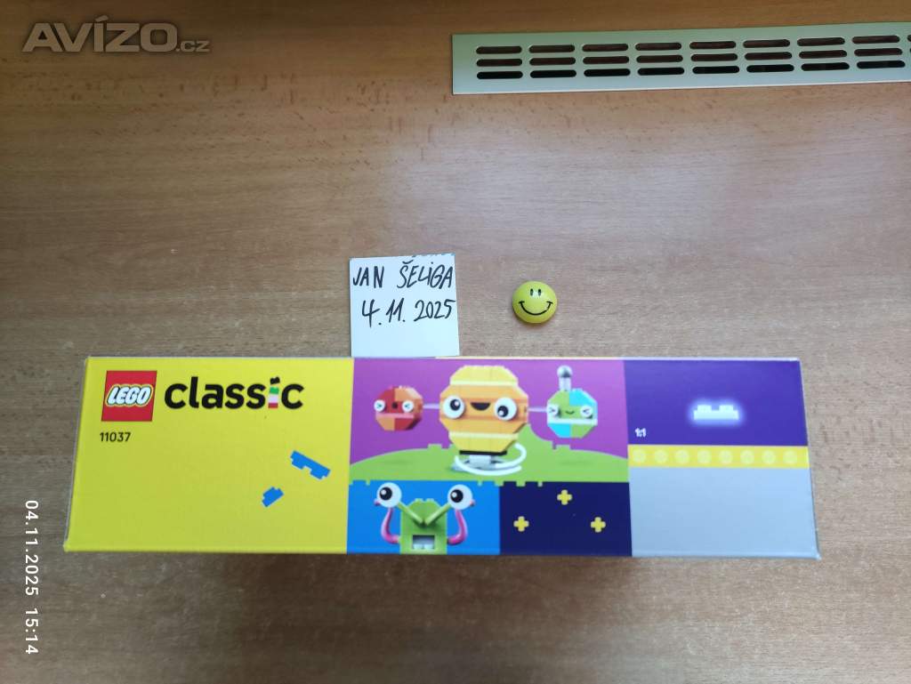 Foto inzerátu LEGO - Classic - Tvořivé planety - 11037