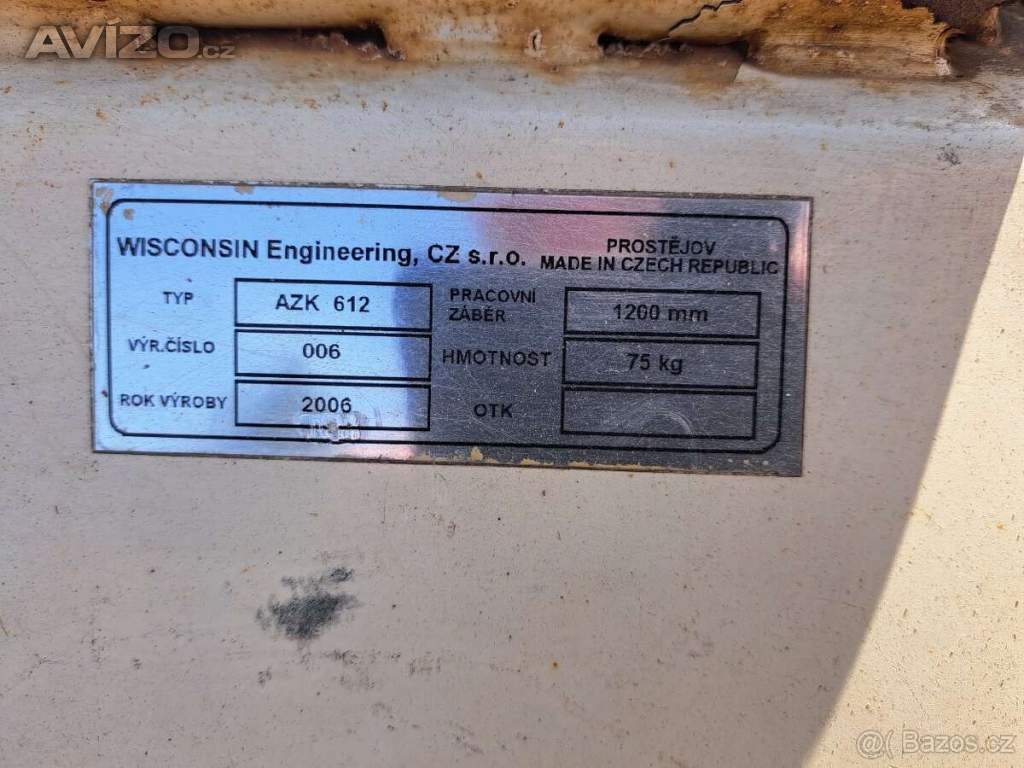 Foto inzerátu Zametaci kartáč koště pro malotraktor