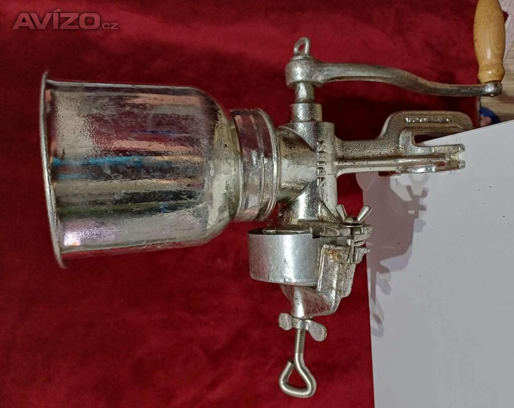 Foto inzerátu Šrotovník na slad a obilí. 