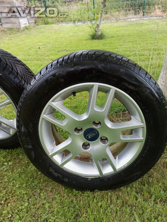 Foto inzerátu Zimní pneu 