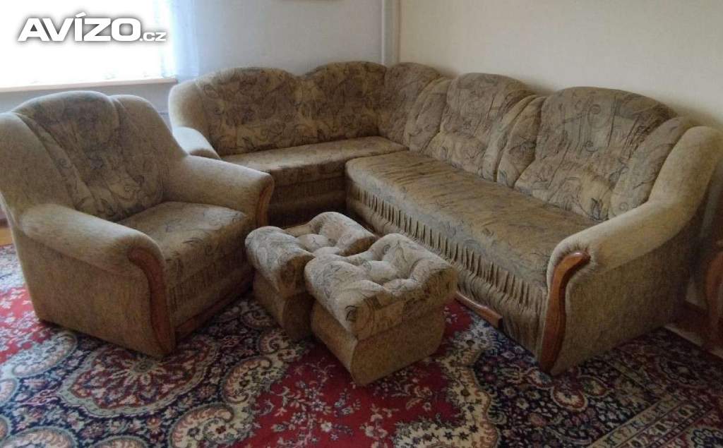 Prodám sedací rohovou soupravu s křeslem a taburety 