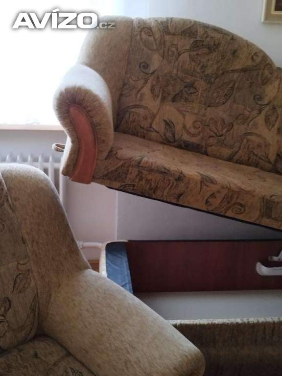 Foto inzerátu Prodám sedací rohovou soupravu s křeslem a taburety 
