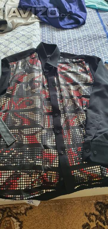 Foto inzerátu Prodám oblečení nenosene
