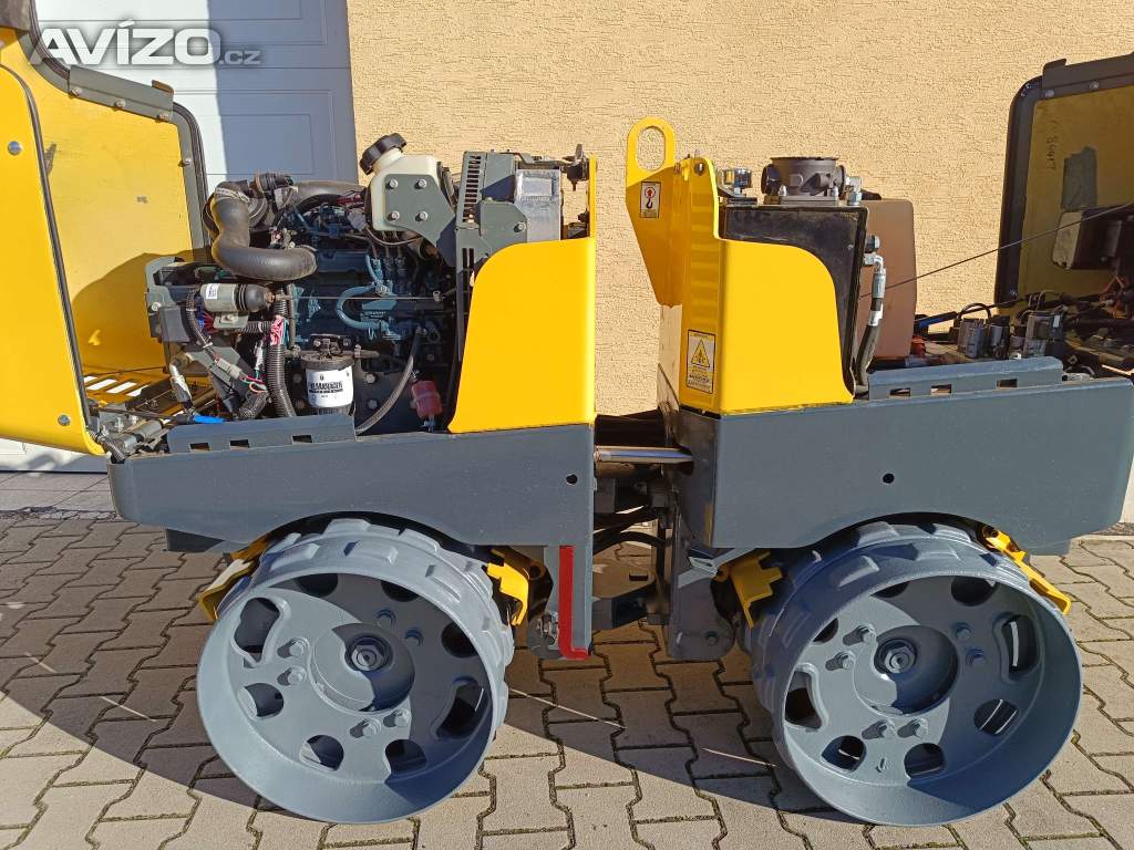 Foto inzerátu Vibrační válec Wacker Neuson RTKx-SC 3 - motor KUBOTA