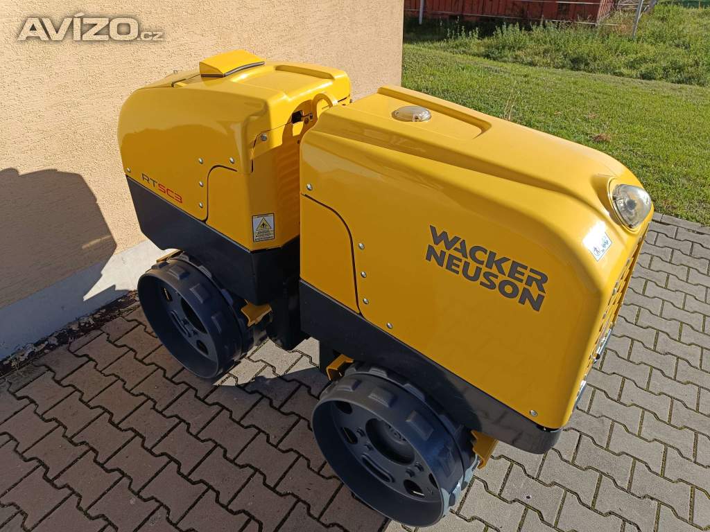 Foto inzerátu Vibrační válec Wacker Neuson RTKx-SC 3 - motor KUBOTA
