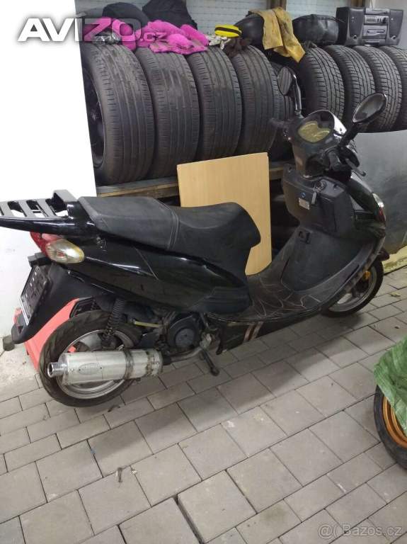 Foto inzerátu Skútr na dily stavbu přestavbu do lesa na pole