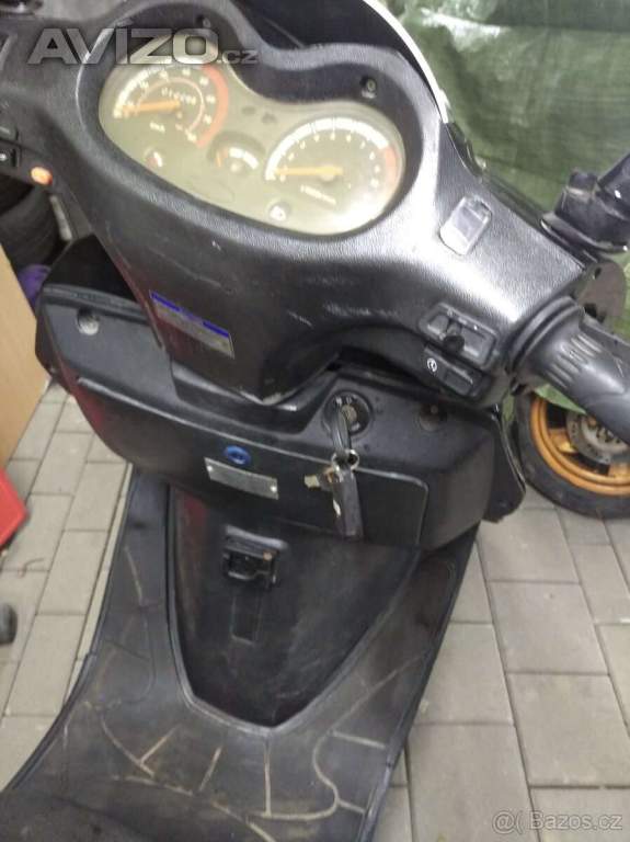 Foto inzerátu Skútr na dily stavbu přestavbu do lesa na pole