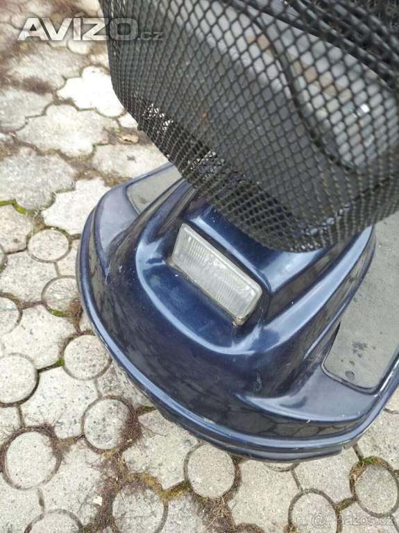 Foto inzerátu Tříkolka elektrický skútr vozik