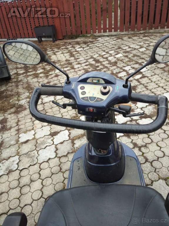 Foto inzerátu Tříkolka elektrický skútr vozik