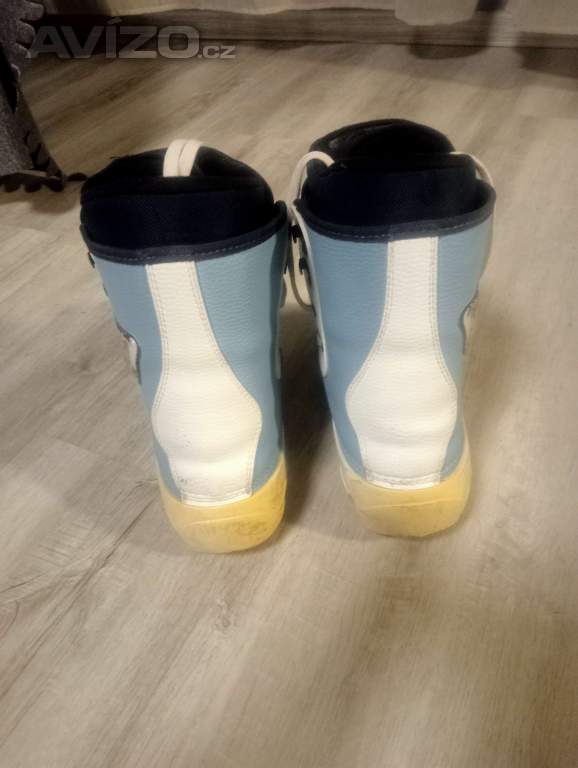 Foto inzerátu Snowboard NITRO Lectra vel.142 + vázání+boty vel.37/38 