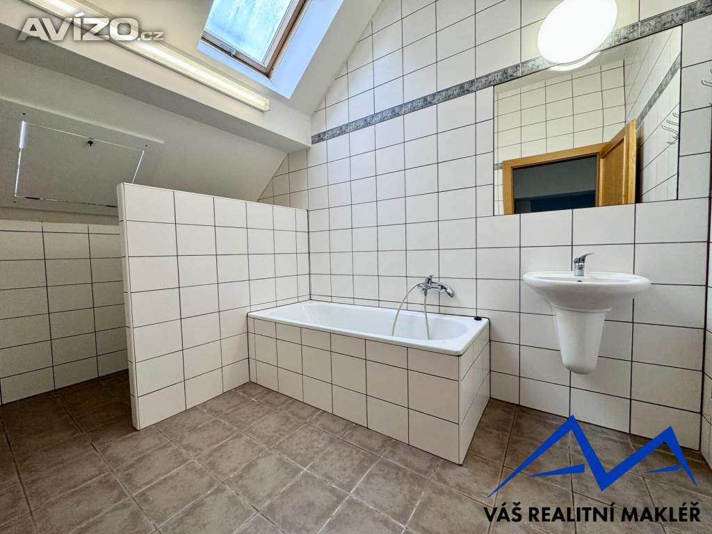 Foto inzerátu Pronájem, skladovací prostory, 810 m2, Ostrava - Hošťálkovice