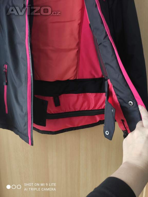 Foto inzerátu Lyžařská bunda zn. Loap Sisina