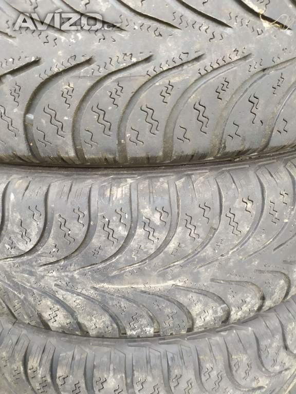 Foto inzerátu Fabia zimní pneu 165/70.r14 všechny 4ks 500