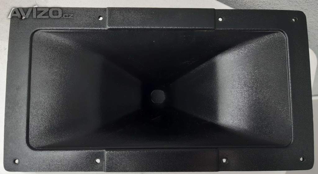 Foto inzerátu EMINENCE (USA) 2 ks. bas. reproduktorů a 1 ks. výškového 