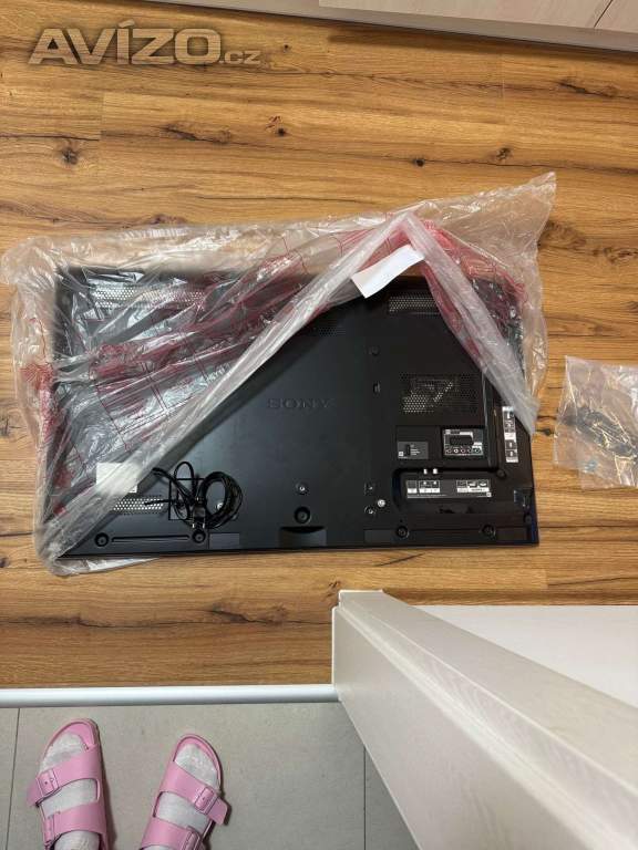 Foto inzerátu SONY Bravia KDL-40HX855 + originální stojan