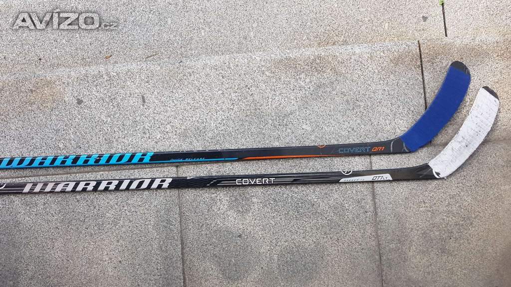 Foto inzerátu Prodám 2 ks hokejových holí Warrior