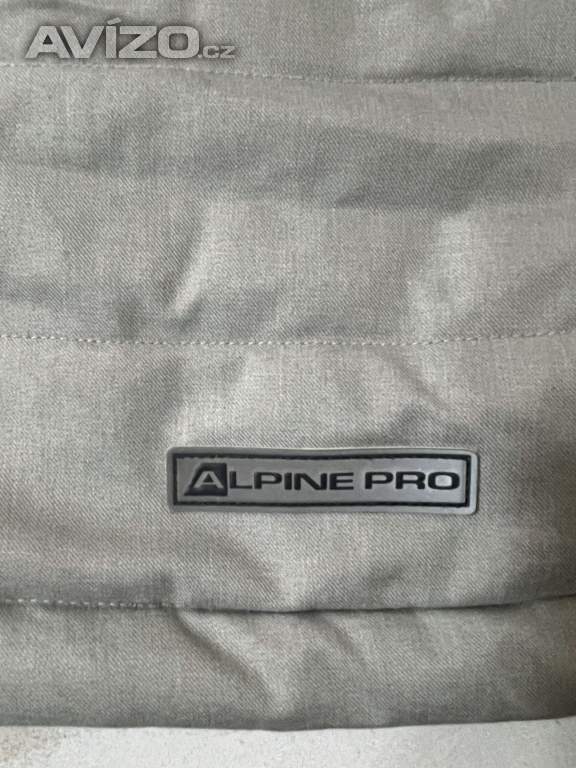 Foto inzerátu Dětská zimní bunda AlpinePro.