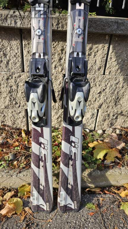 Foto inzerátu Dámské lyže Atomic Izor 159 cm