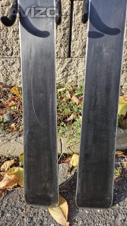 Foto inzerátu Dámské lyže Atomic Izor 159 cm