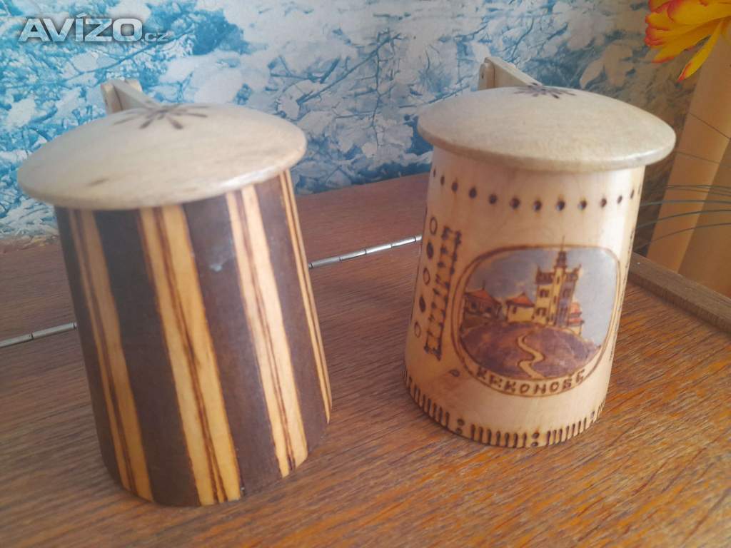 Prodám korbely na pivo s pokličkou