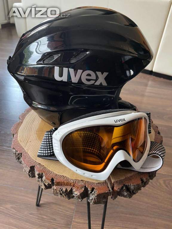 Prodám lyžařskou helmu