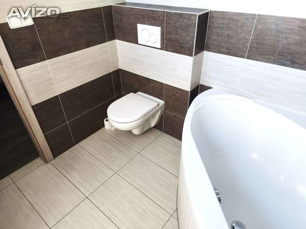 Foto inzerátu 1+kk v RD, po rekonstrukci, 10.000 Kč i s energiemi. Volný ihned, nebo podle potřeby...