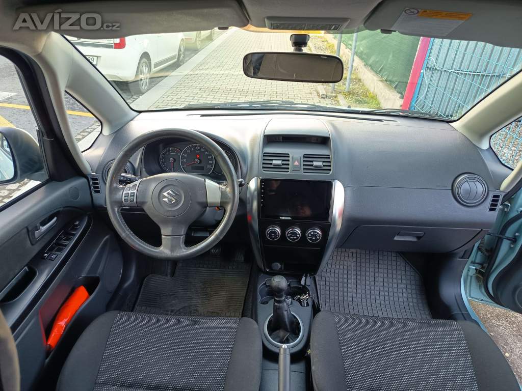 Foto inzerátu Suzuki SX4 1,6i Comfort ČR NAVI 