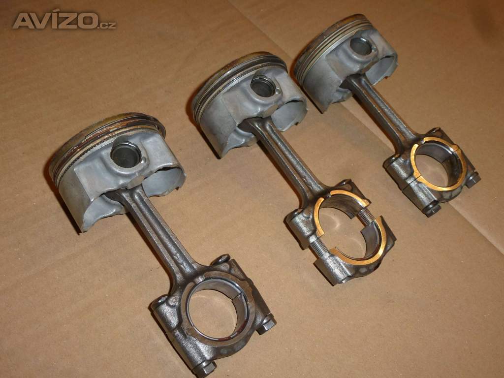 Foto inzerátu Písty s ojnicemi - Yamaha YZF R6