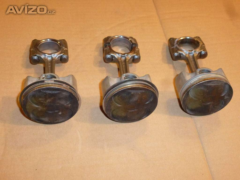 Foto inzerátu Písty s ojnicemi - Yamaha YZF R6