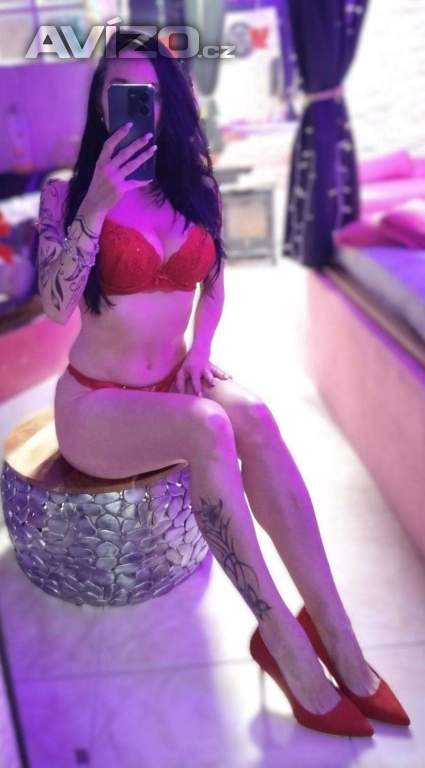 Foto inzerátu BOŽSKÁ & VYZÝVAVÁ - nenechám v tobě ANI KAPKU