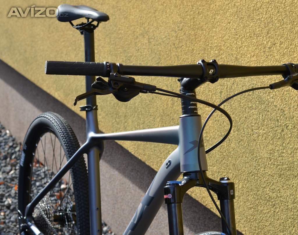 Foto inzerátu Mrx DISCUS horské kolo 29, rám 21, Sh 1x12, stříbrná chameleon