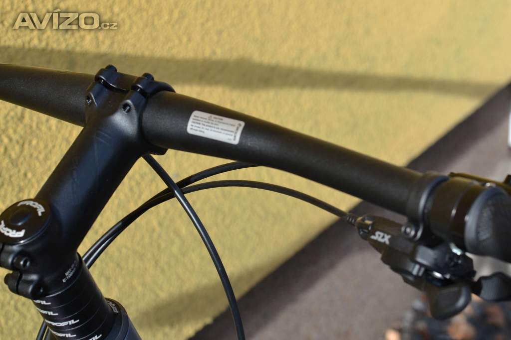 Foto inzerátu Mrx DISCUS horské kolo 29, rám 21, Sh 1x12, stříbrná chameleon