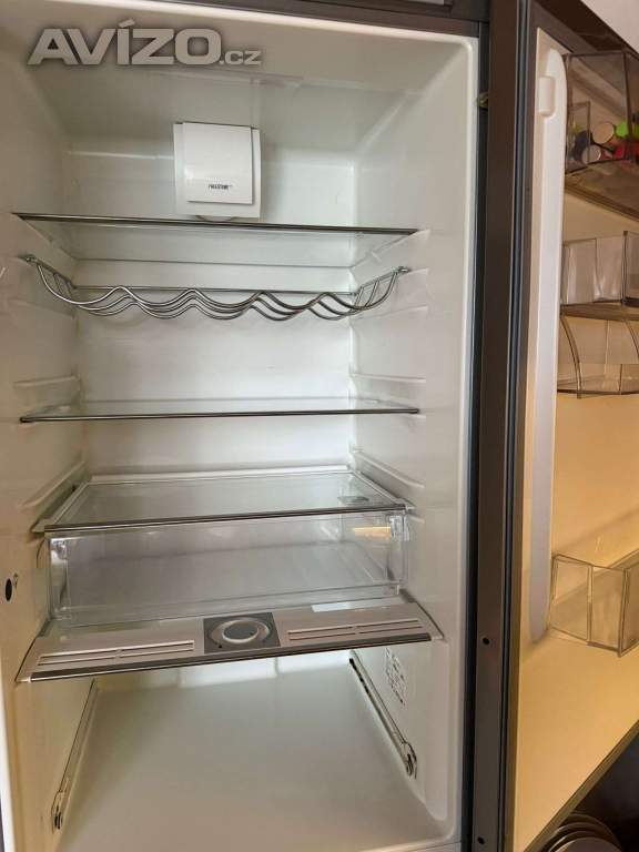 Foto inzerátu Elekrolux chladnička s mrazákem 