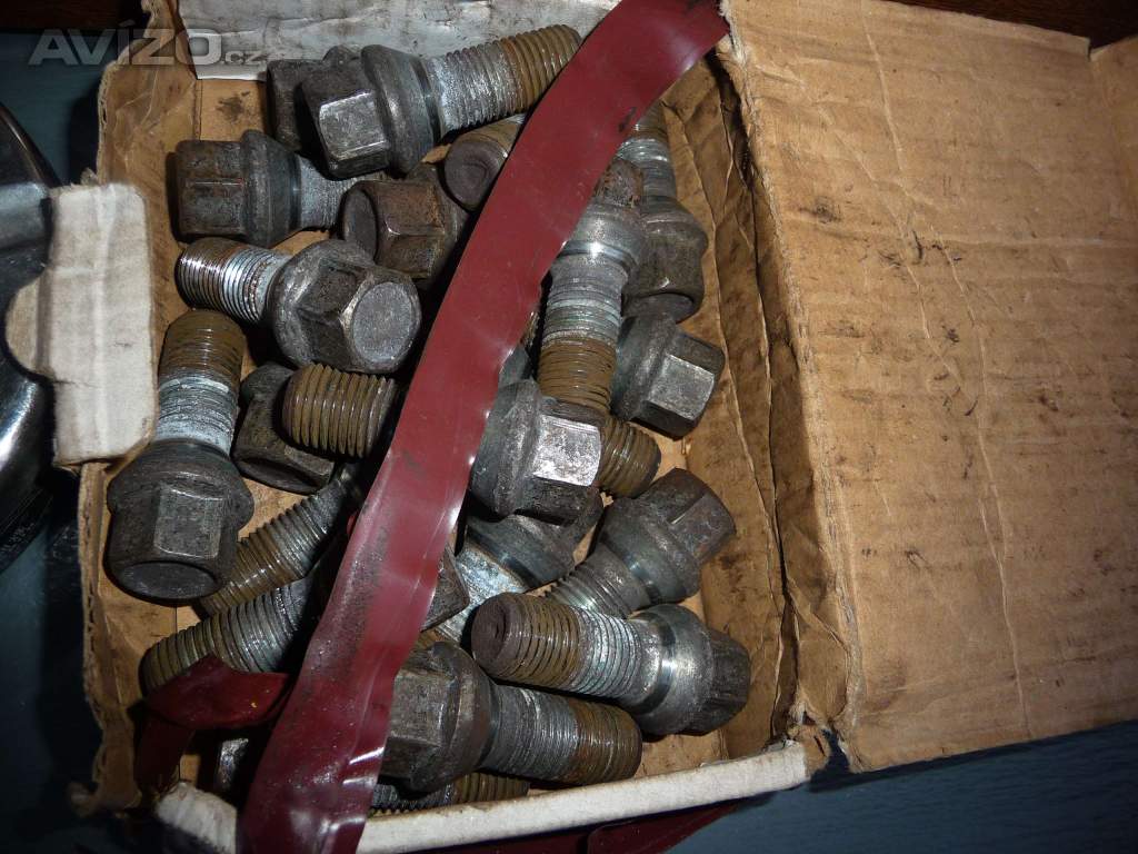 Foto inzerátu ALU KOLA 17 5x112 ESTORIL VW PASSAT,GOLF,TOURAN,OCTÁVIA 2