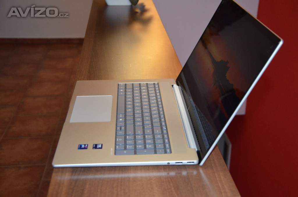 Foto inzerátu HP Envy 17 i7/16GB/SSD 1TB M.2/dotyk