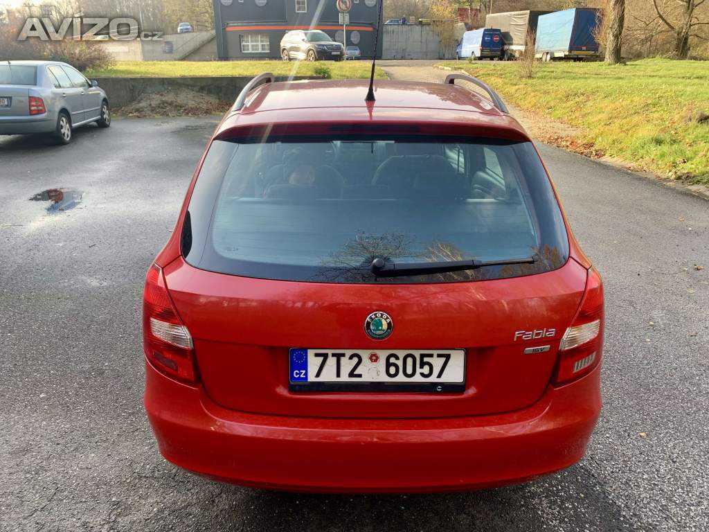Foto inzerátu škoda fabia 1.4 16V kombi 113tkm,2011,serviska krásná