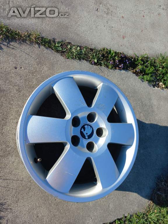 Hliníkové disky 4 ks originál ŠKODA 6J x 15 H2 ET 43