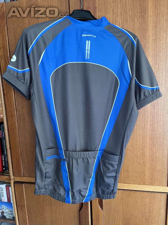 Foto inzerátu Cyklistický dres a šortky