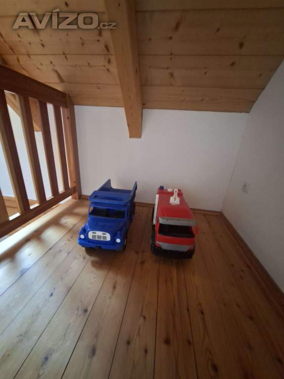 Prodám nákladní auto Tatra 148 modré barvy 