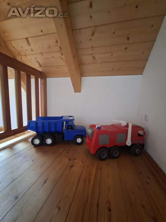 Foto inzerátu Prodám nákladní auto Tatra 148 modré barvy 