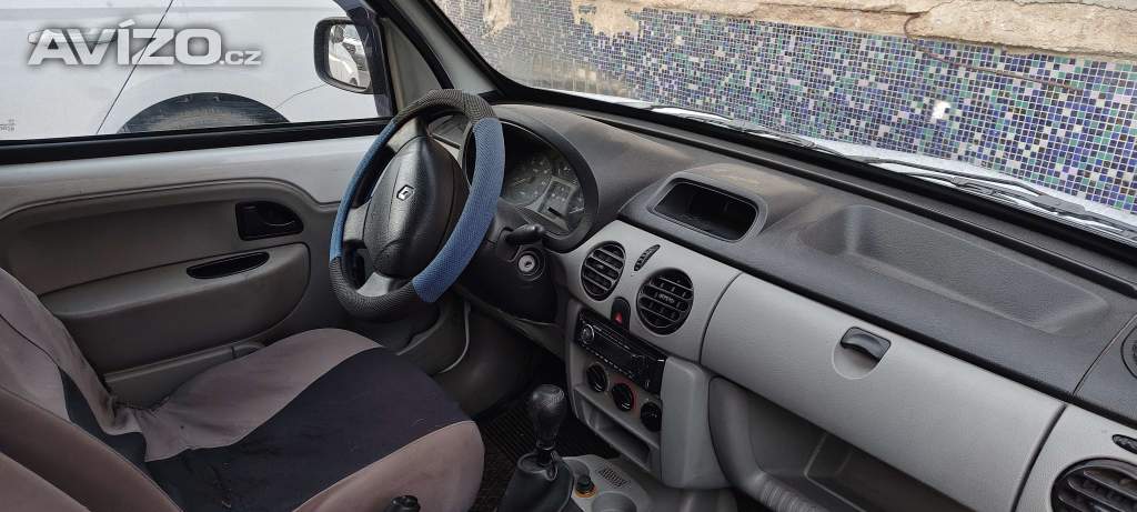 Foto inzerátu Prodám Renault Kangoo levně s TK na dva roky.