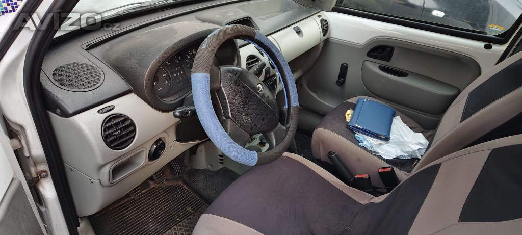 Foto inzerátu Prodám Renault Kangoo levně s TK na dva roky.