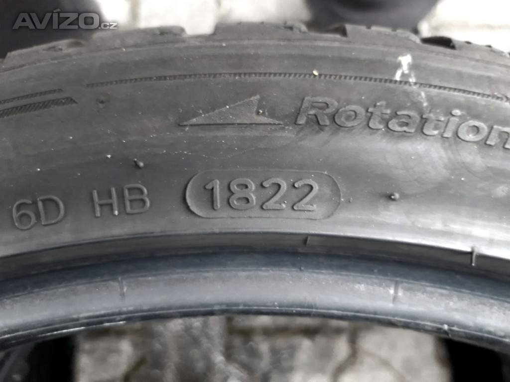 Foto inzerátu 2ks zimních pneu 235/40 R19 Hankook