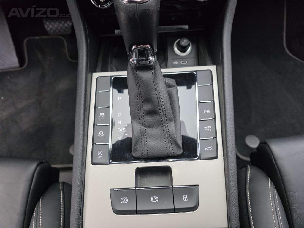 Foto inzerátu Škoda Superb 2.0 TDi 147kW L&amp;K