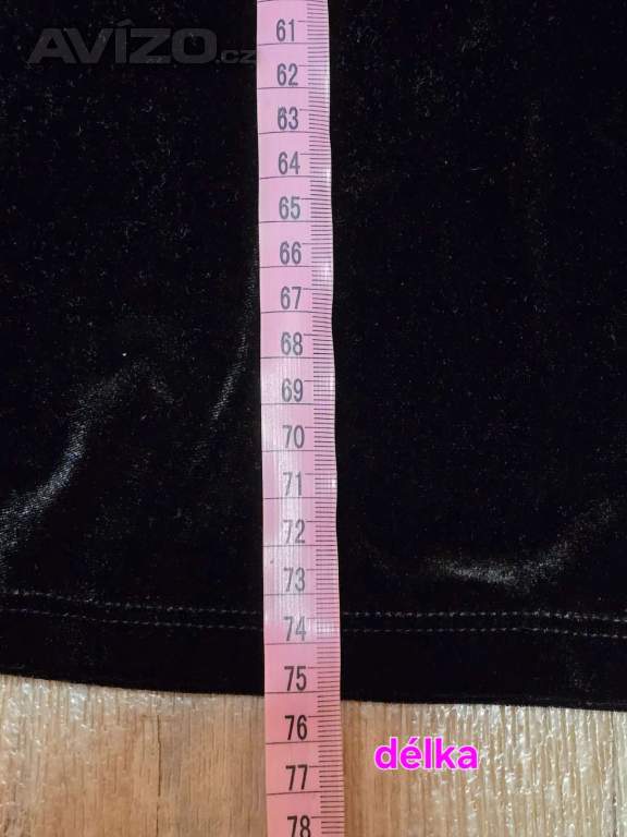 Foto inzerátu Šaty, vel. 146