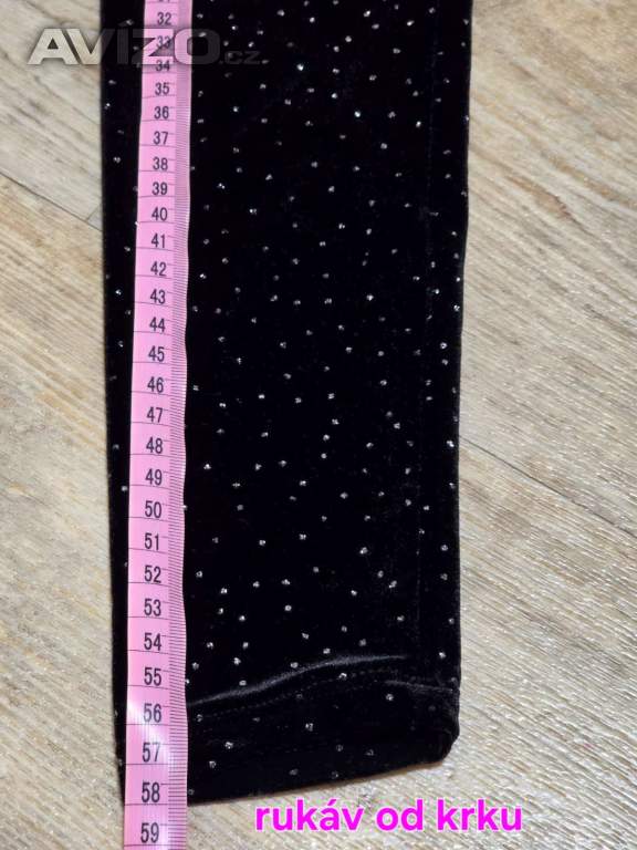 Foto inzerátu Šaty, vel. 146