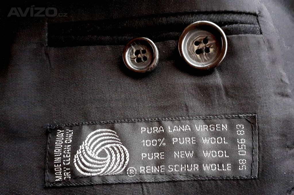 Foto inzerátu Pánský oblek s vestou, černý