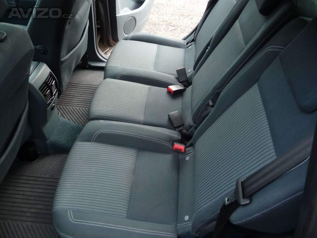 Foto inzerátu Ford S-MAX 2,0 TDCi, TITANIUM, 103 kW, rok 2012, závěs !