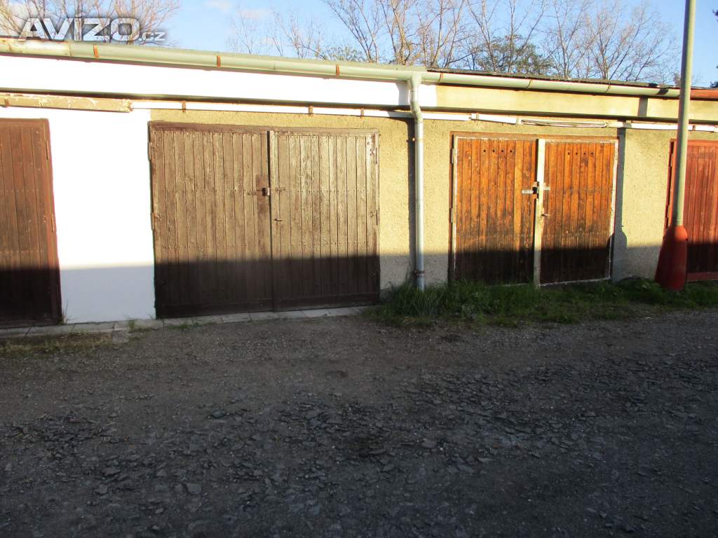 Pronájem garáže 22m2 s elekřinou (podružný elektroměr)v Opavě