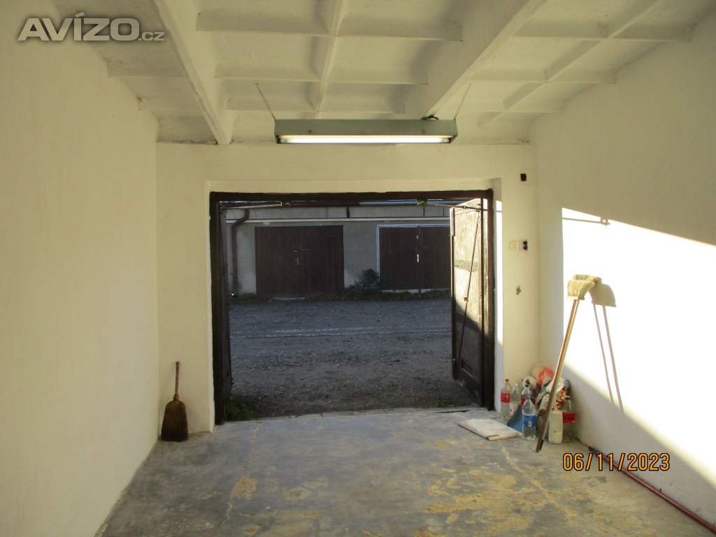 Foto inzerátu Pronájem garáže 22m2 s elekřinou (podružný elektroměr)v Opavě